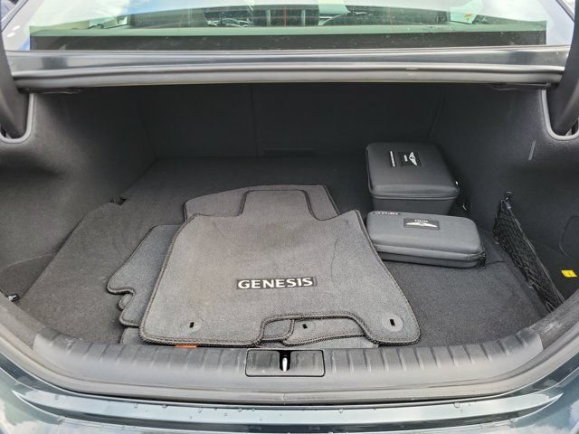 Certified 2023 Genesis G70 2.0T RWD image 6