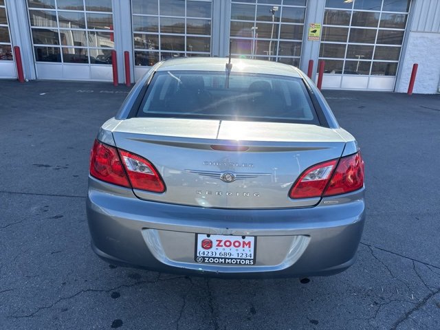 Used 2010 Chrysler Sebring Touring image 7