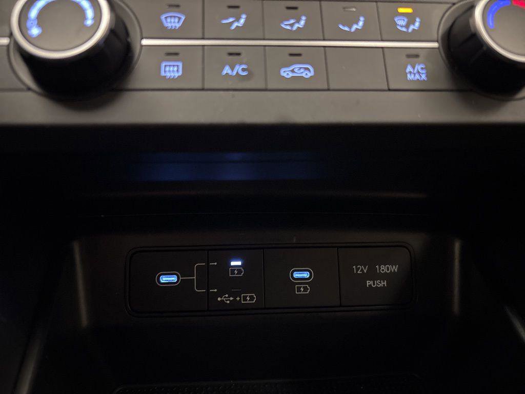 New 2025 Hyundai Tucson SE image 21