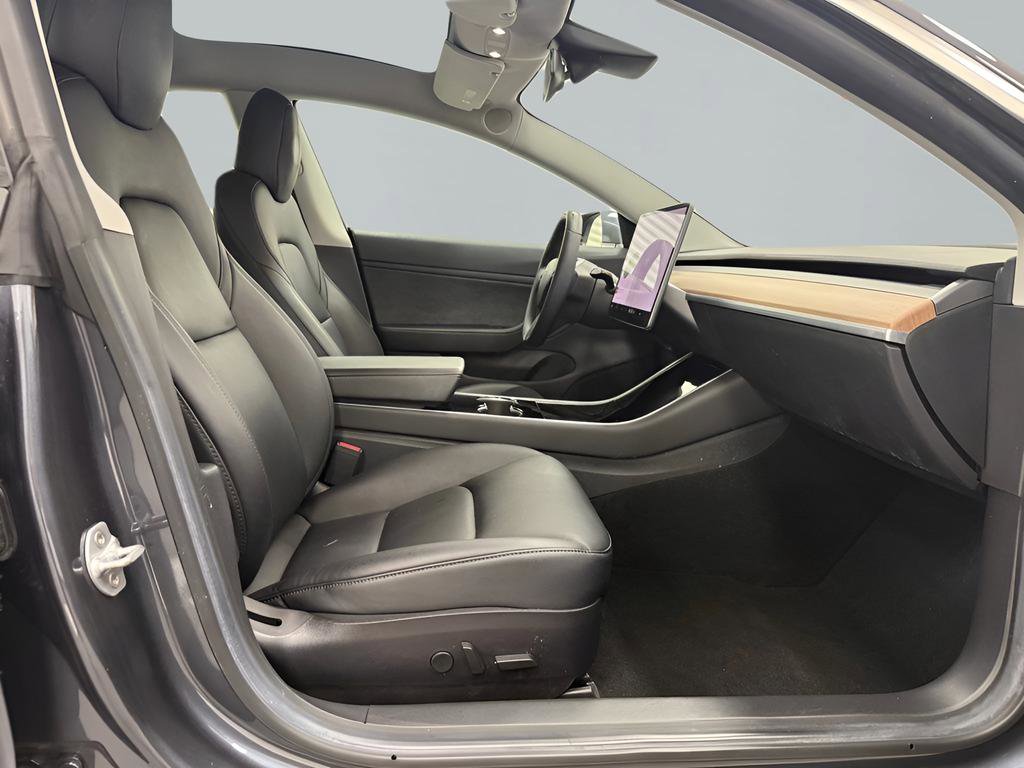 Used 2019 Tesla Model 3 Long Range image 12