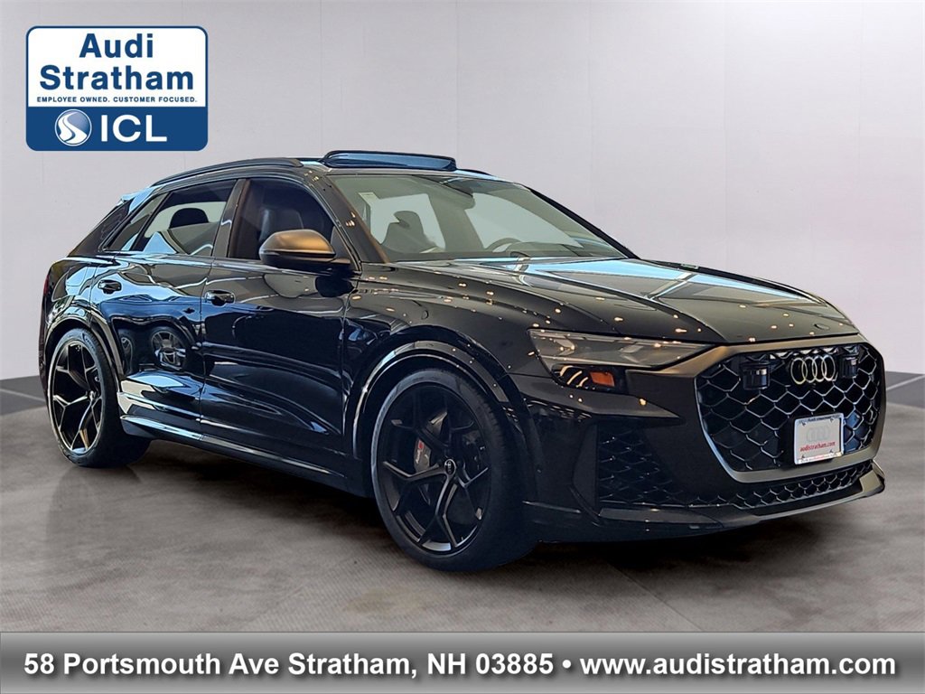 New 2025 Audi RS Q8 performance