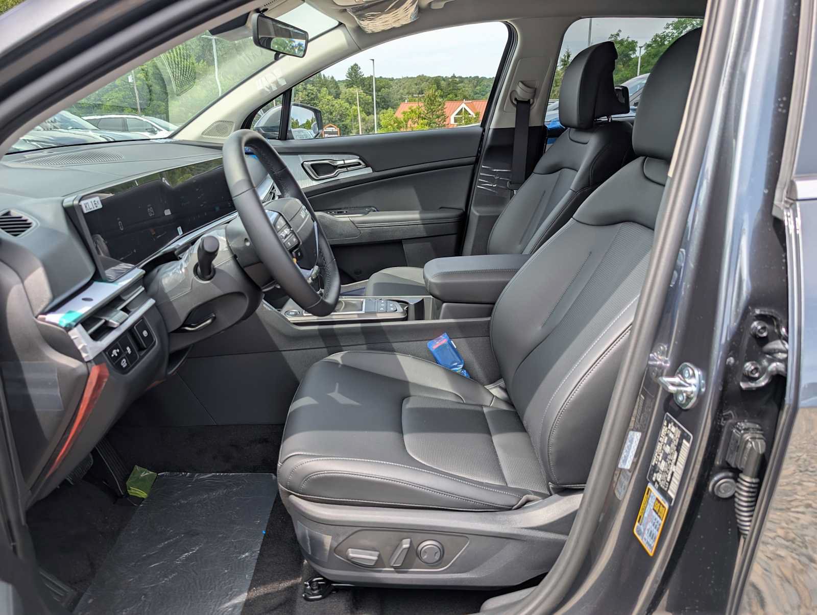 New 2026 Kia Sportage EX AWD/4WD image 4