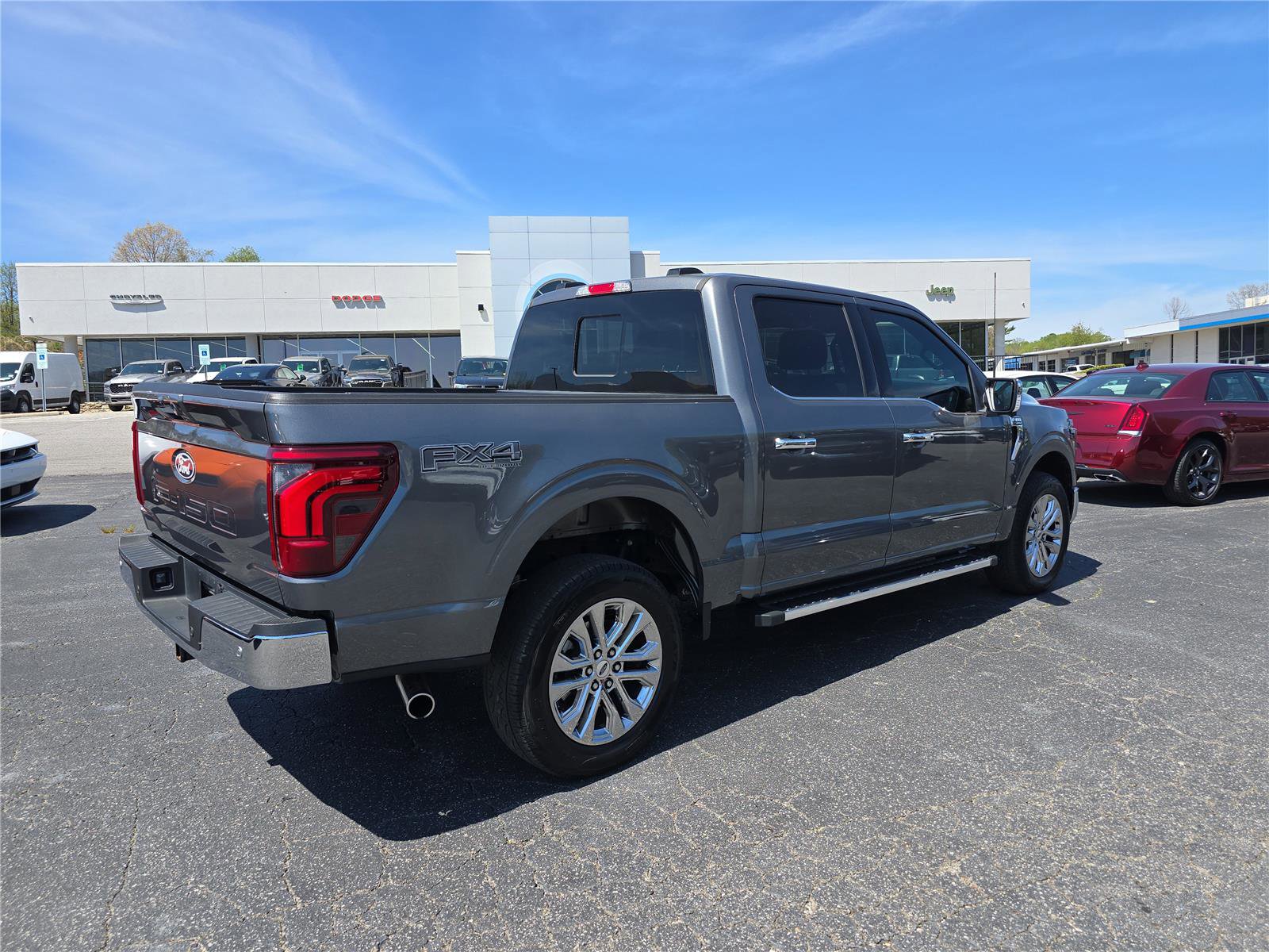 Used 2024 Ford F150 Lariat w/ FX4 Off-Road Package AWD/4WD image 3