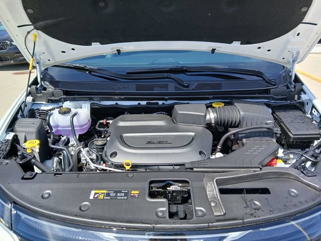 New 2027 Chrysler Pacifica Select FWD image 35
