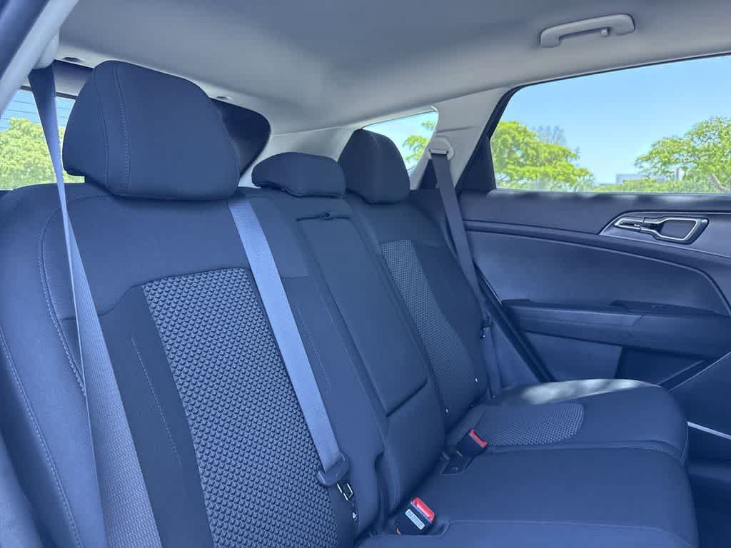 Used 2024 Kia Sportage LX FWD image 26