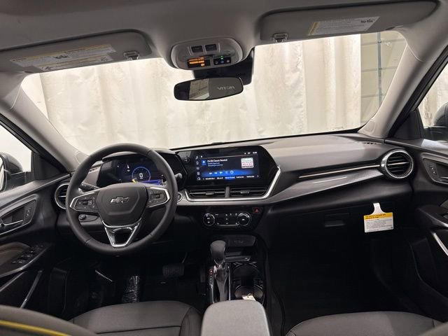 New 2026 Chevrolet Trax ACTIV w/ Sunroof Package FWD image 14