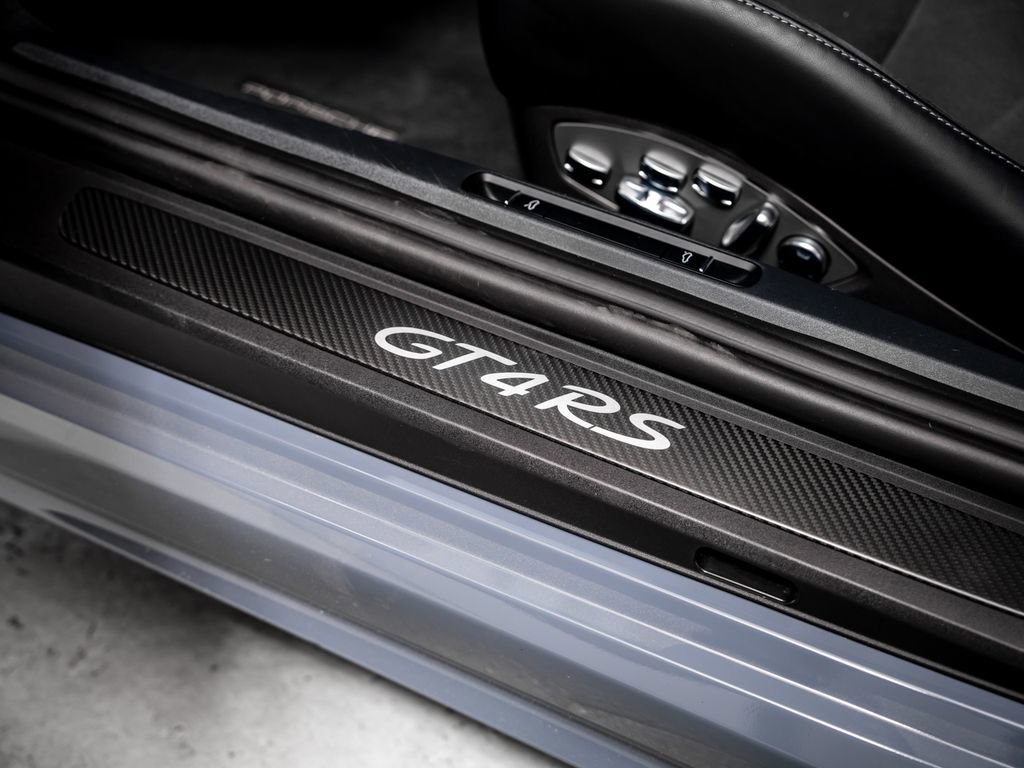 Used 2024 Porsche 718 Cayman GT4 RS image 31
