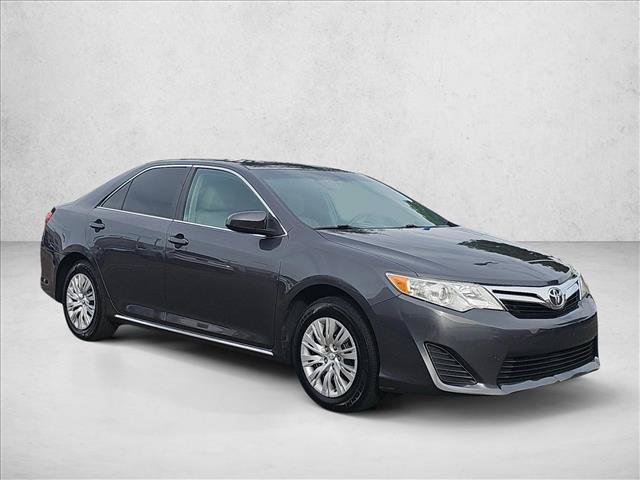 Used 2012 Toyota Camry LE FWD image 3