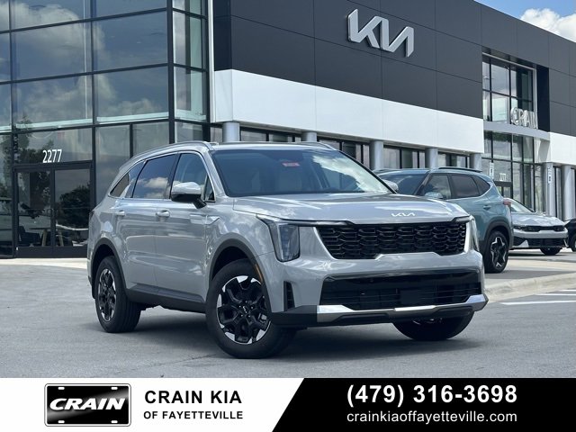 New 2025 Kia Sorento S