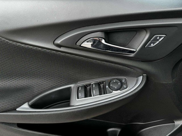 Used 2024 Chevrolet Malibu RS w/ LPO, Floor Liner Package image 21
