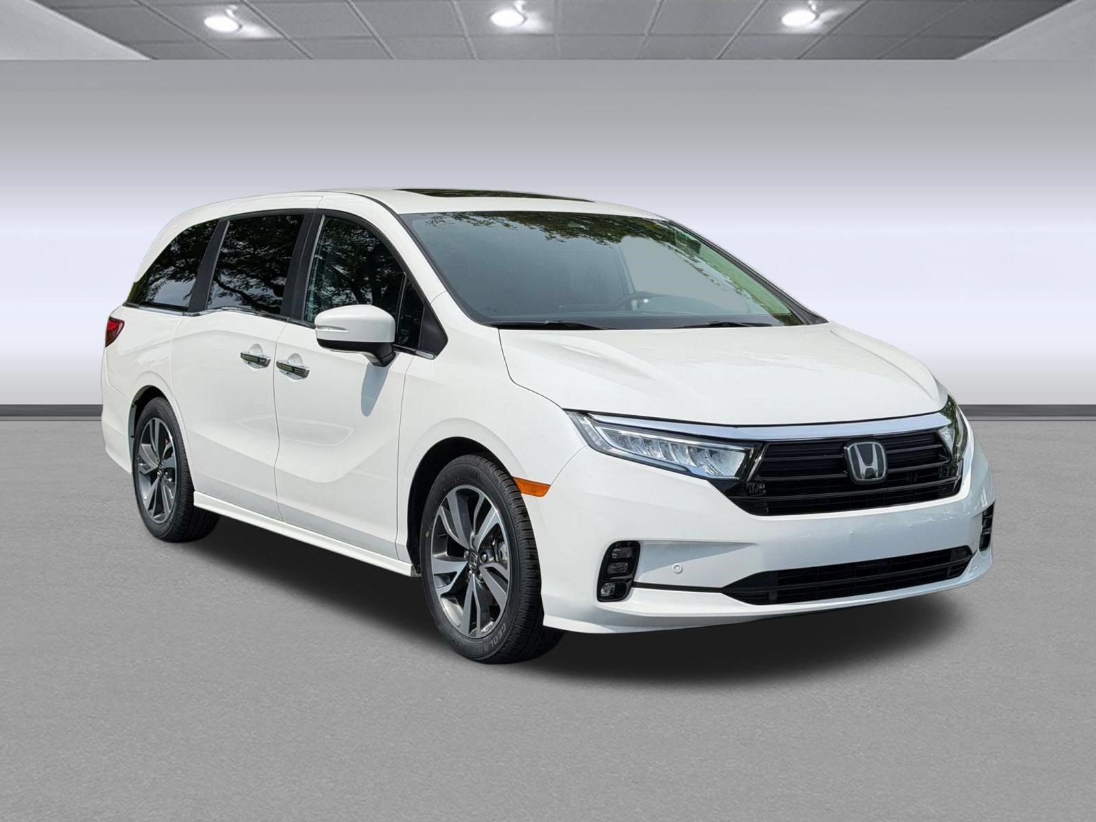 Used 2023 Honda Odyssey Touring image 7