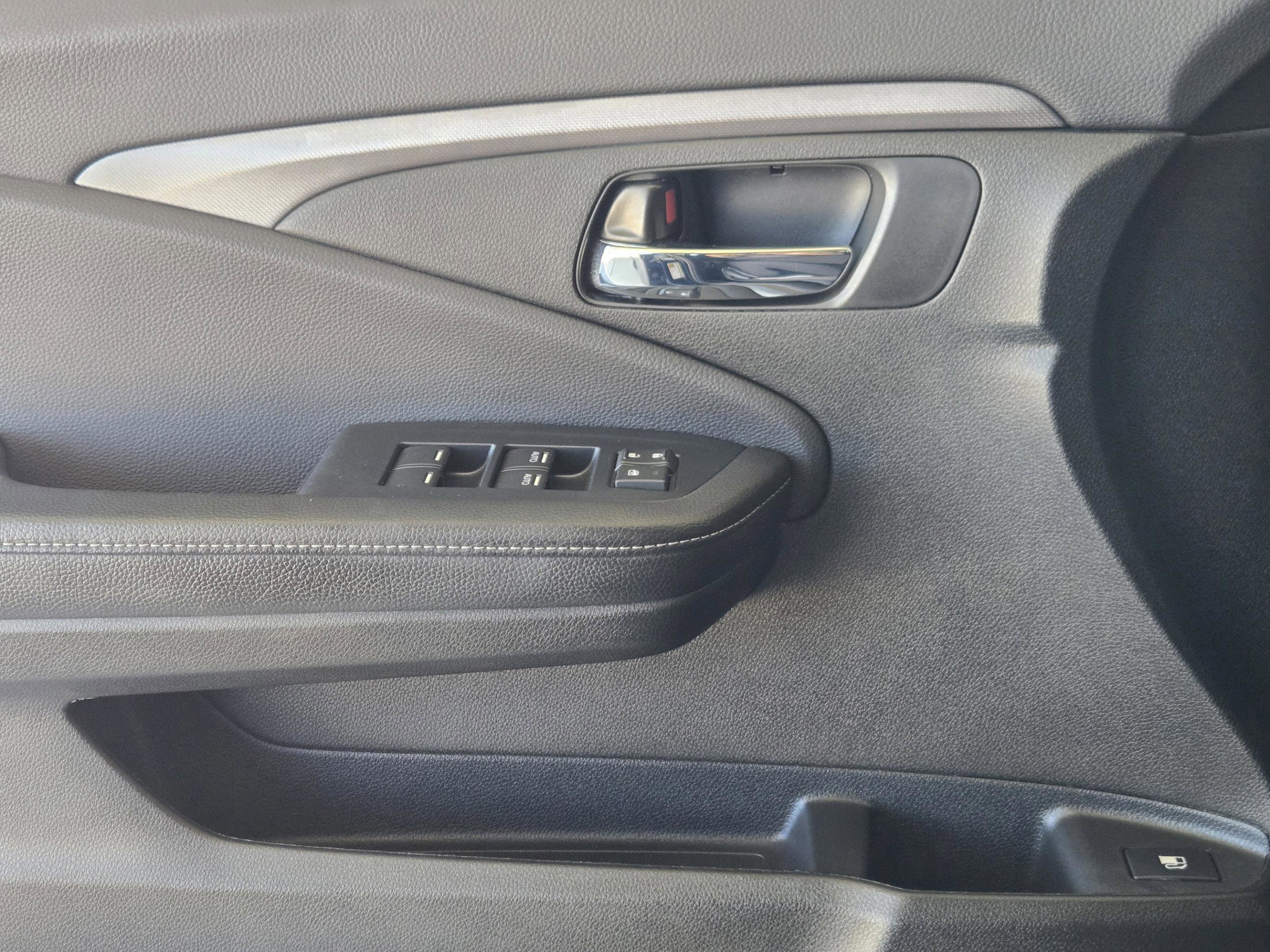 Certified 2023 Honda Ridgeline Sport image 24