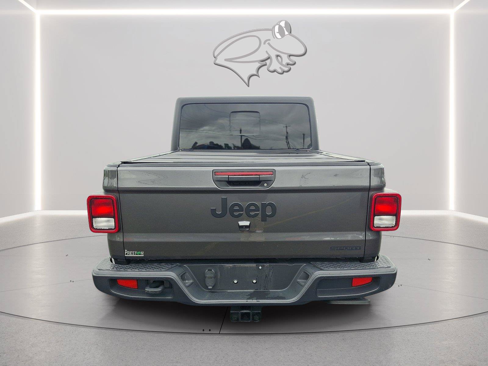 Used 2021 Jeep Gladiator Sport AWD/4WD image 4