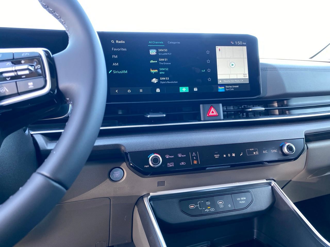New 2026 Kia Carnival EX FWD image 21