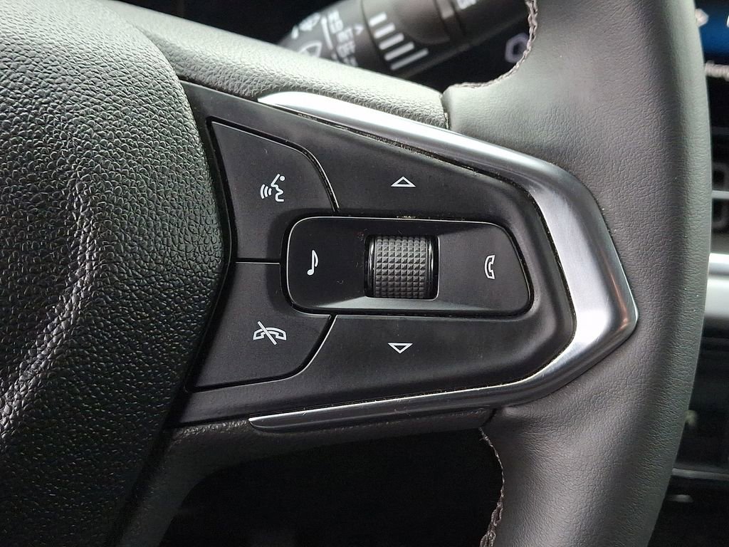Used 2024 Chevrolet Trax LT w/ Driver Confidence Package image 26