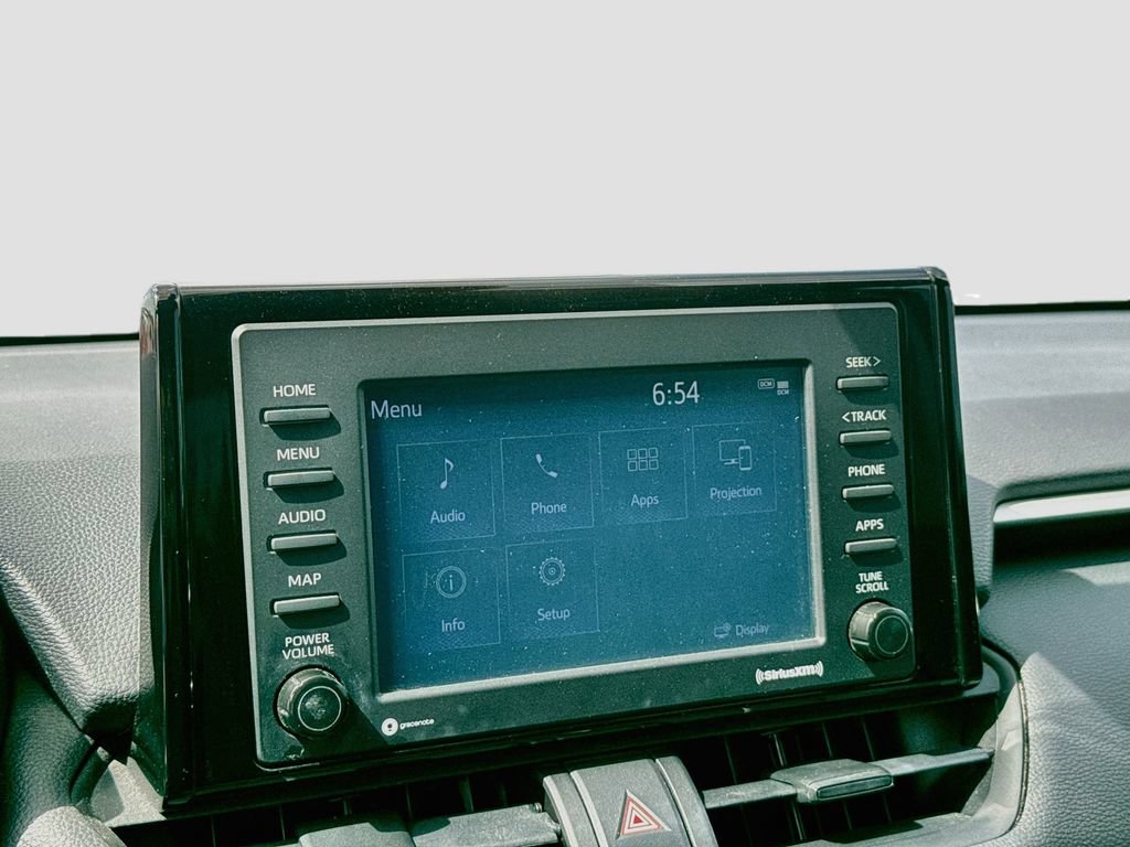 Used 2022 Toyota RAV4 XLE w/ Convenience Package FWD image 15