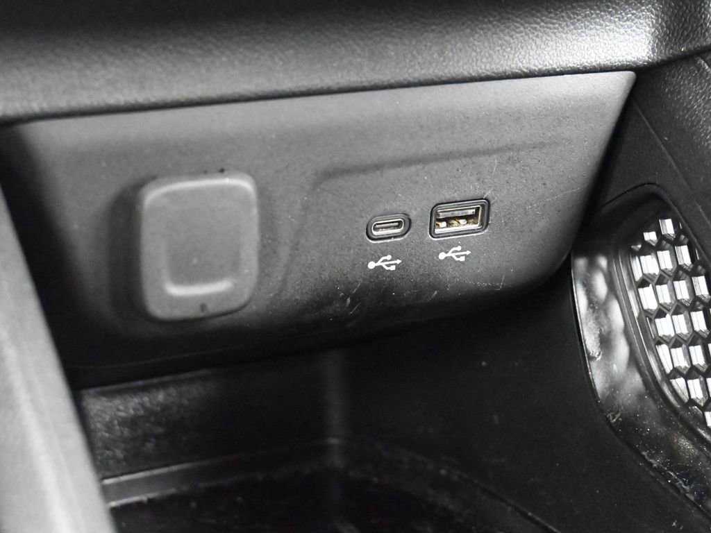 Used 2024 Chevrolet TrailBlazer LT image 23