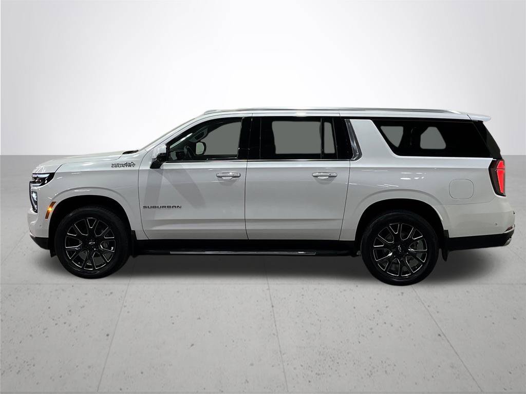 Certified 2025 Chevrolet Suburban High Country w/ Sun And Tow Package AWD/4WD image 16