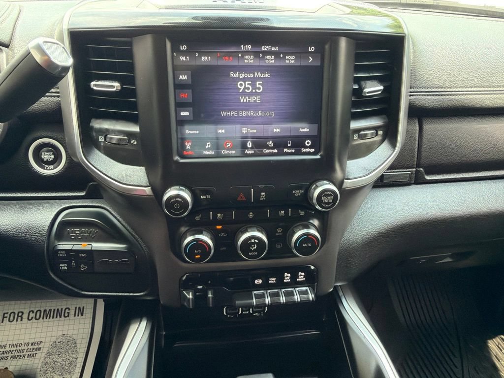 Used 2020 RAM 2500 Laramie AWD/4WD image 32