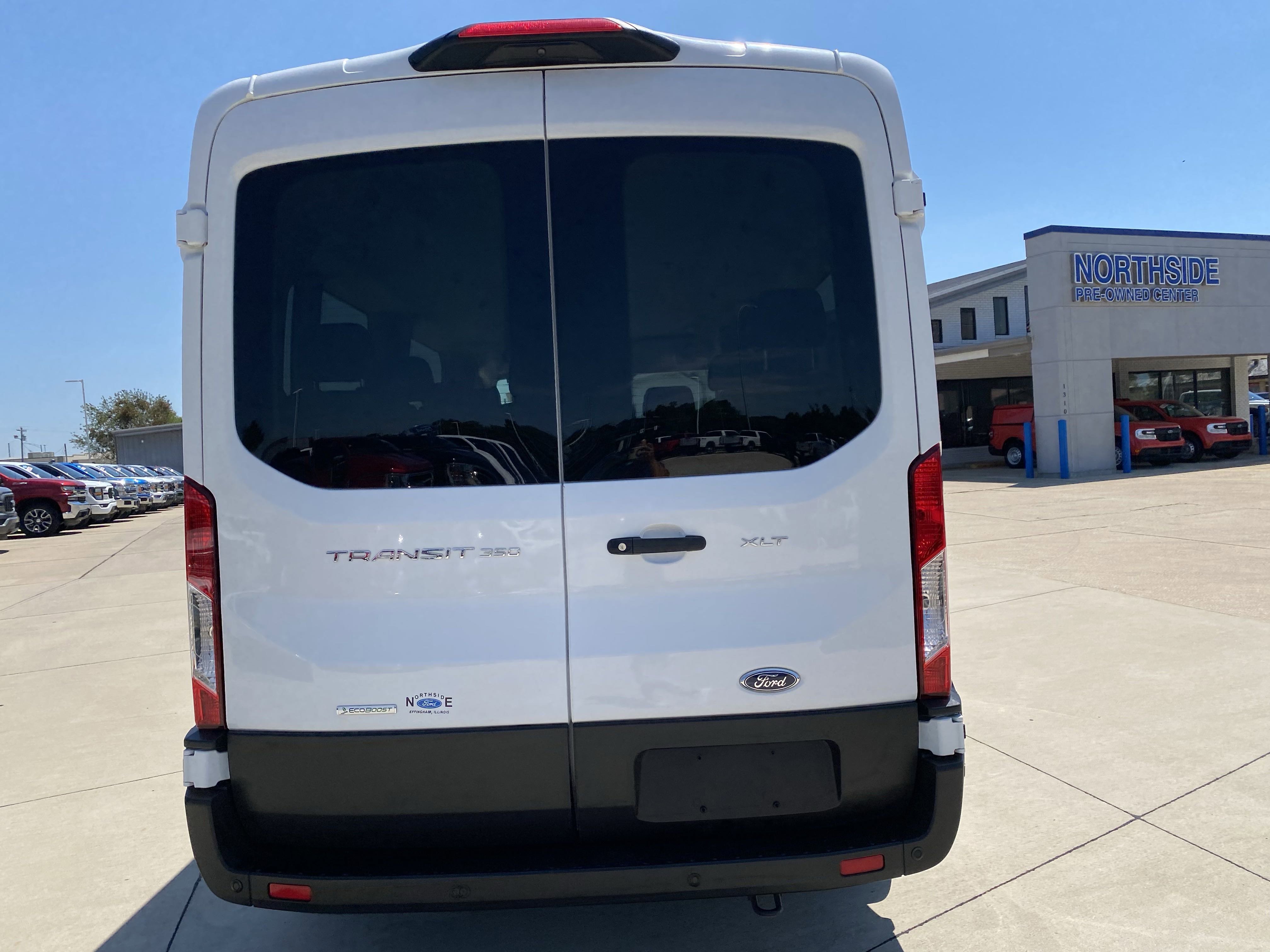 Used 2023 Ford Transit 350 XLT image 5