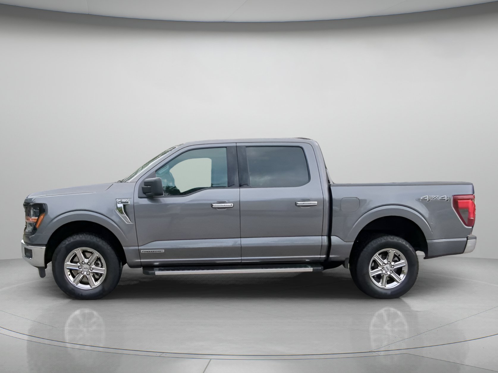 Certified 2025 Ford F150 XLT w/ Equipment Group 301A Standard AWD/4WD image 16