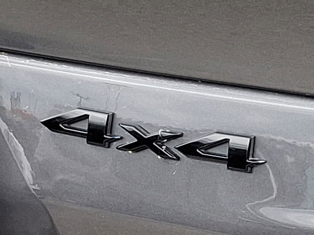 Used 2023 Jeep Grand Cherokee Altitude image 29