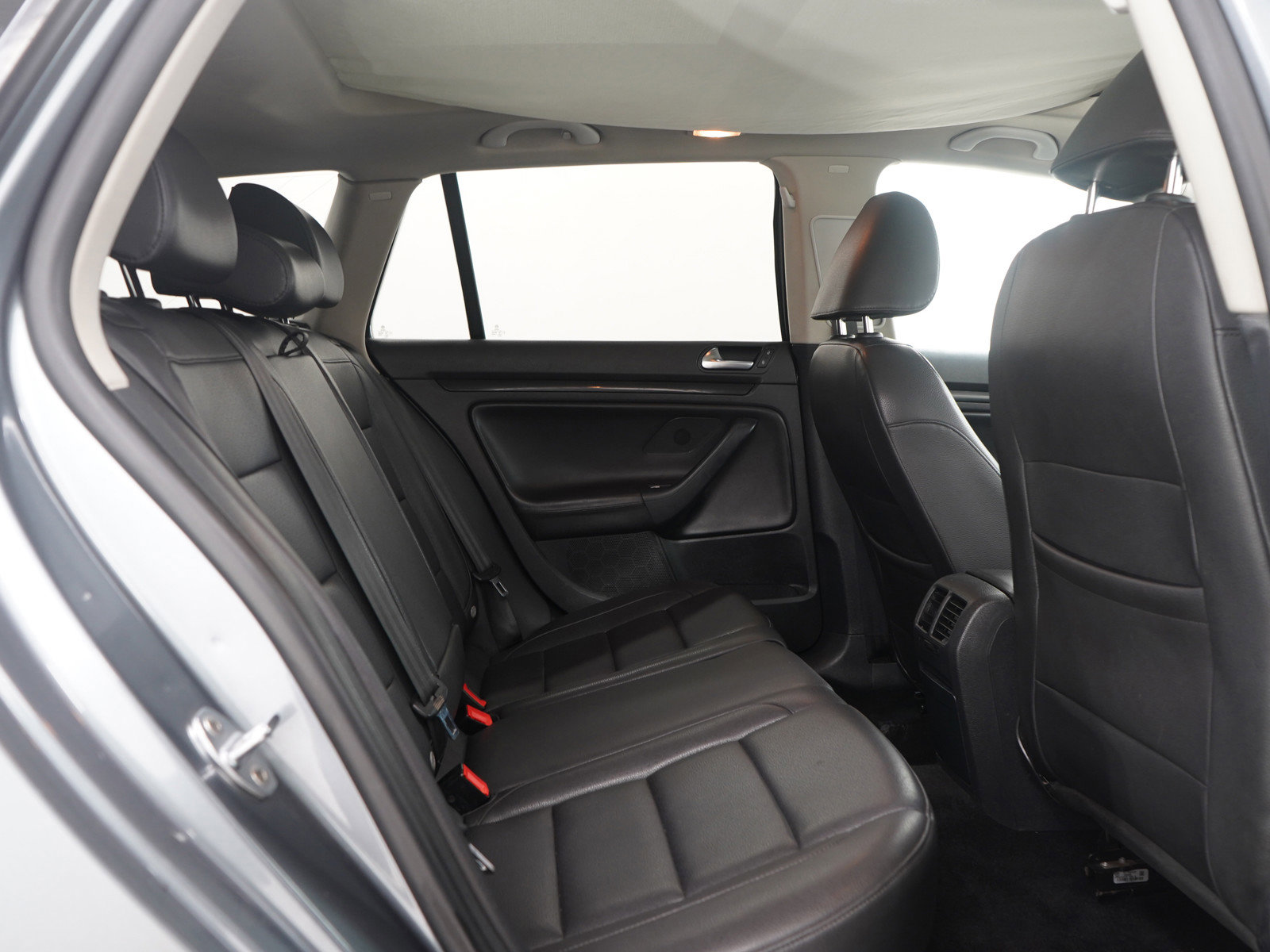 Used 2011 Volkswagen Jetta TDI image 13