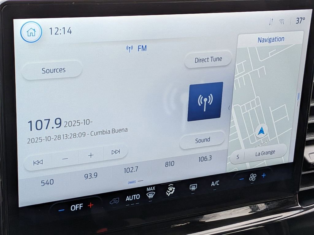 Used 2024 Ford Transit 350 XLT image 15