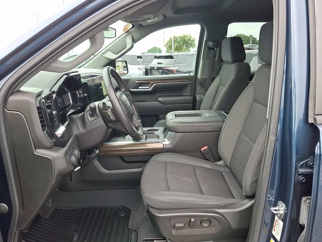 Used 2022 Chevrolet Silverado 1500 RST w/ Z71 Off-Road Package AWD/4WD image 10