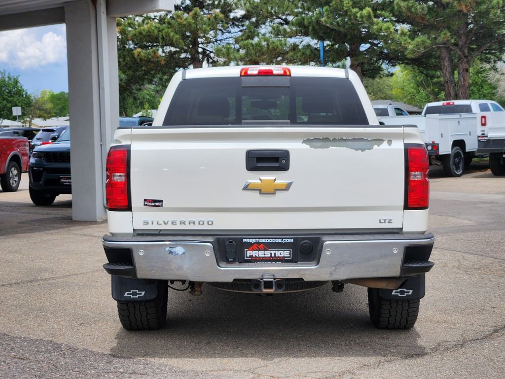 Used 2015 Chevrolet Silverado 1500 LTZ Z71 w/ LTZ Plus Package AWD/4WD image 11