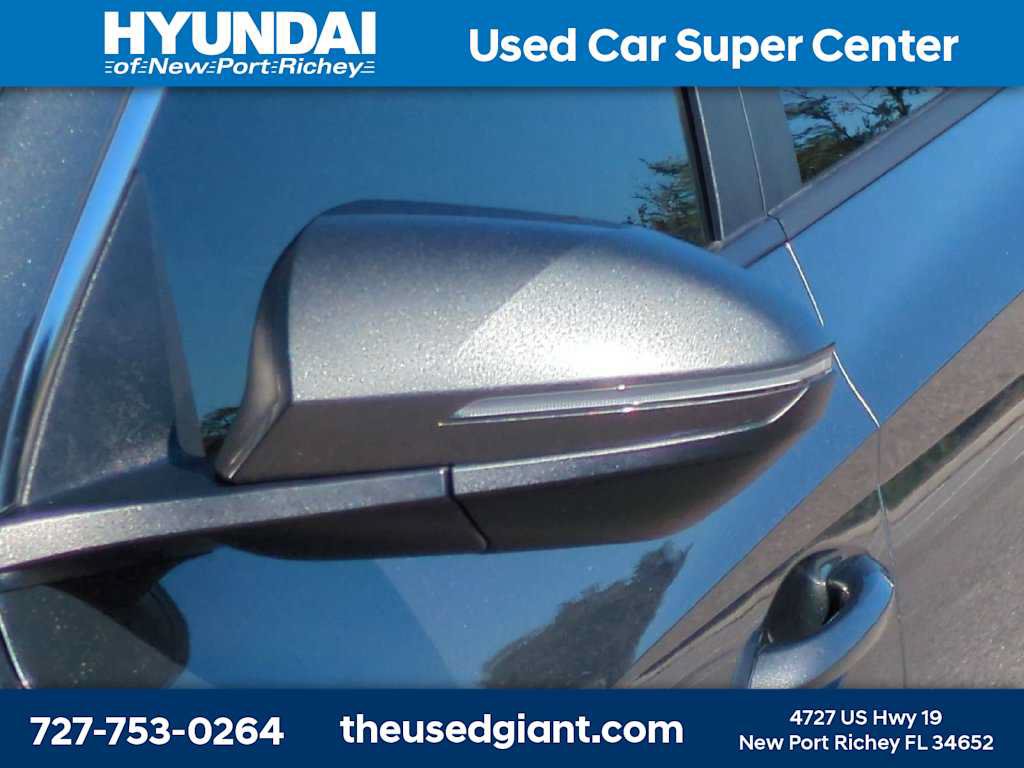 Certified 2022 Hyundai Tucson SEL w/ Convenience Package FWD image 11