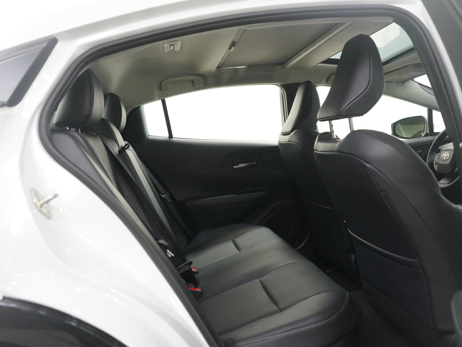 Used 2026 Toyota Prius AWD image 12