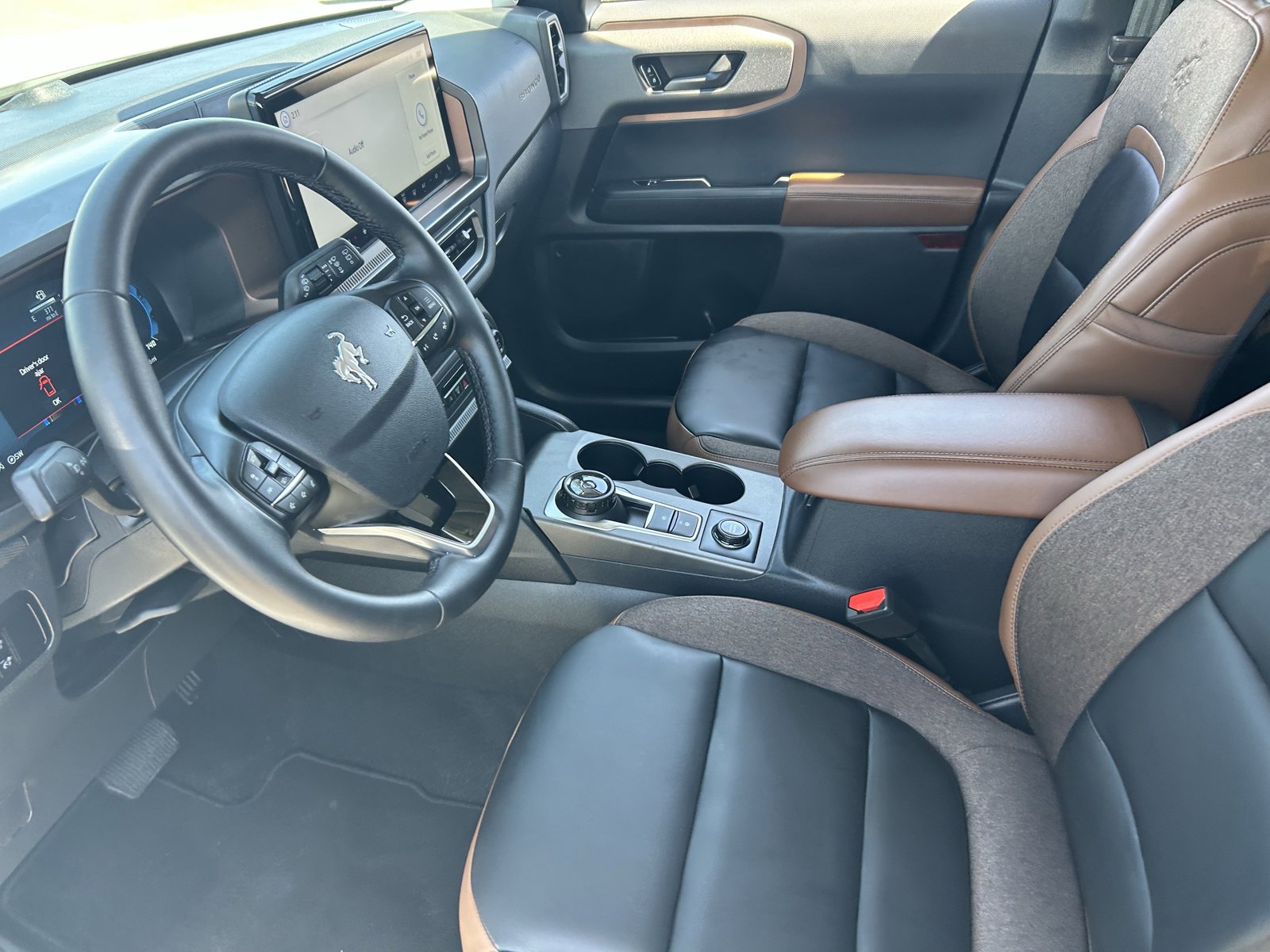 Used 2025 Ford Bronco Sport Outer Banks AWD/4WD image 26