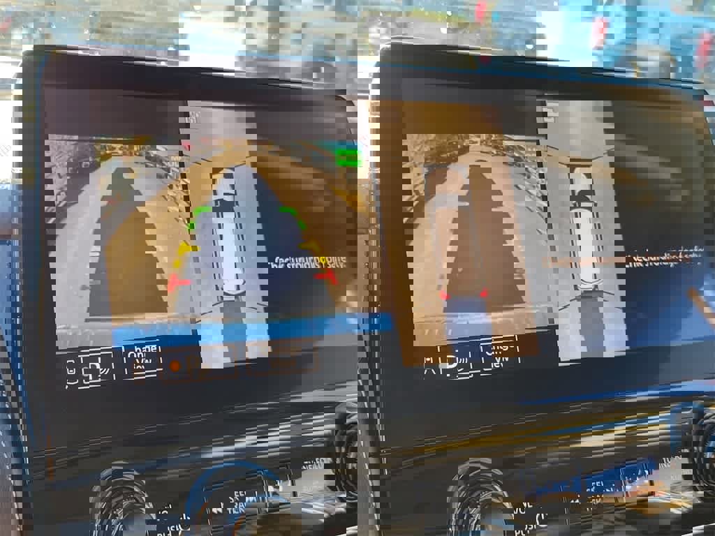 Used 2024 INFINITI QX80 Luxe image 23