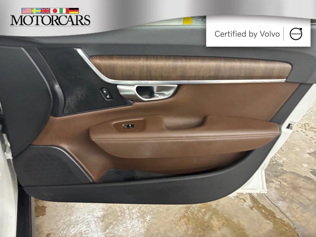 Used 2022 Volvo V90 B6 Cross Country w/ Advanced Package AWD/4WD image 18