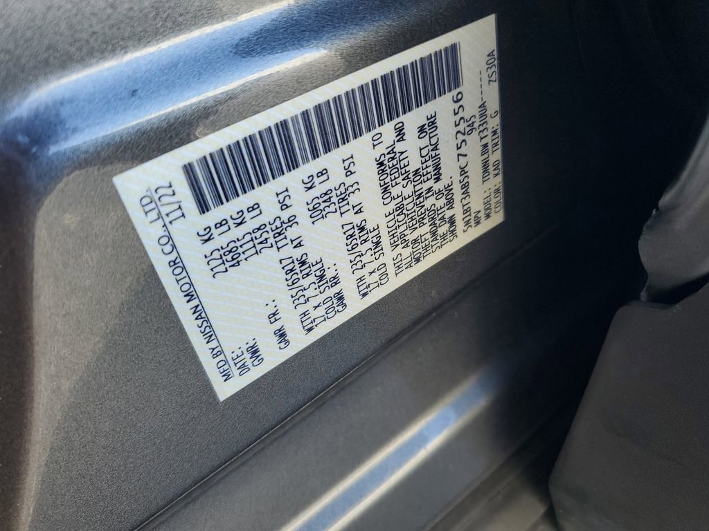 Used 2023 Nissan Rogue S image 29