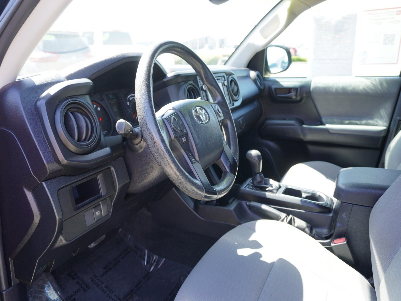 Used 2019 Toyota Tacoma SR RWD image 12