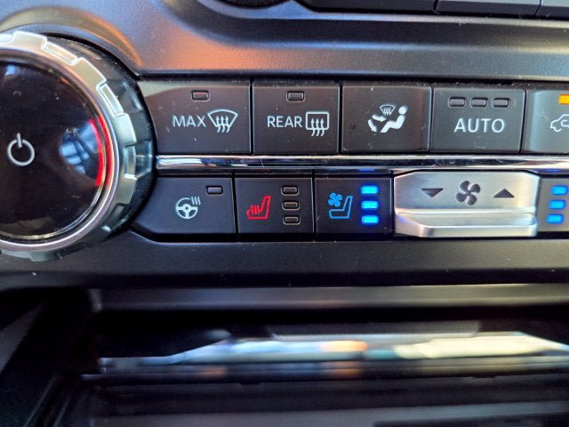 Used 2026 Ford F250 Lariat AWD/4WD image 29