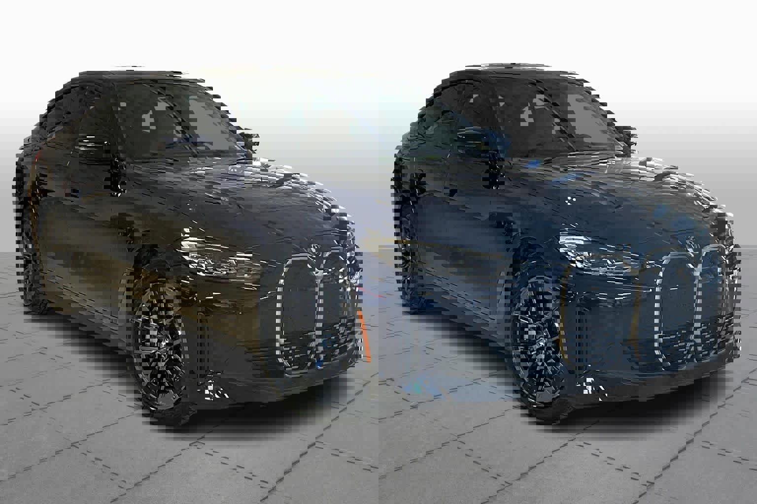 Certified 2023 BMW i4 eDrive35 w/ Premium Package image 2