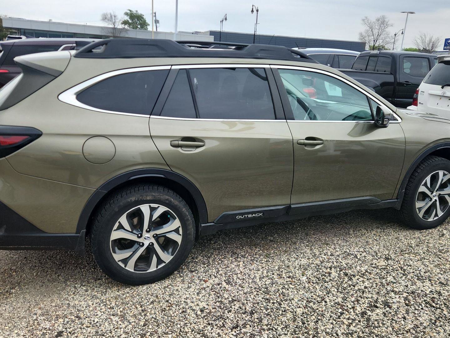 Used 2021 Subaru Outback Limited w/ Popular Package #2 AWD/4WD image 14