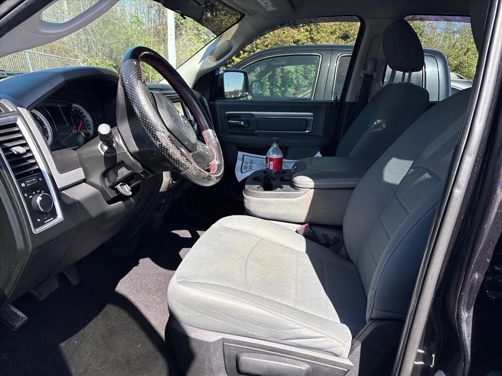 Used 2017 RAM 1500 Classic SLT image 17