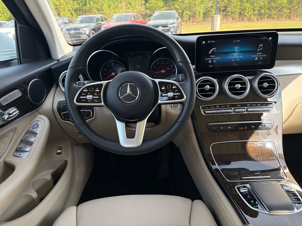 Certified 2022 Mercedes-Benz GLC 300 image 2