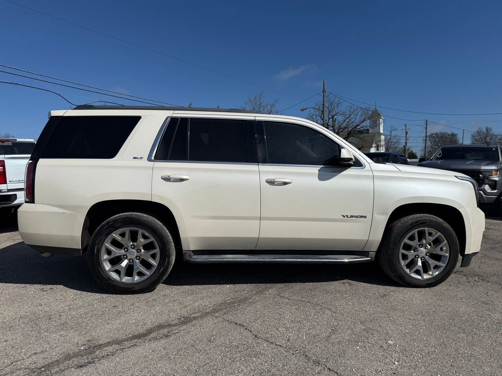 Used 2015 GMC Yukon SLT w/ Open Road Package image 10