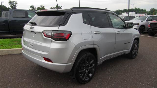 Certified 2025 Jeep Compass Limited w/ High Altitude Package AWD/4WD image 3