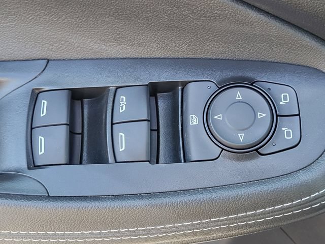 Used 2025 Buick Encore GX Preferred AWD/4WD image 12