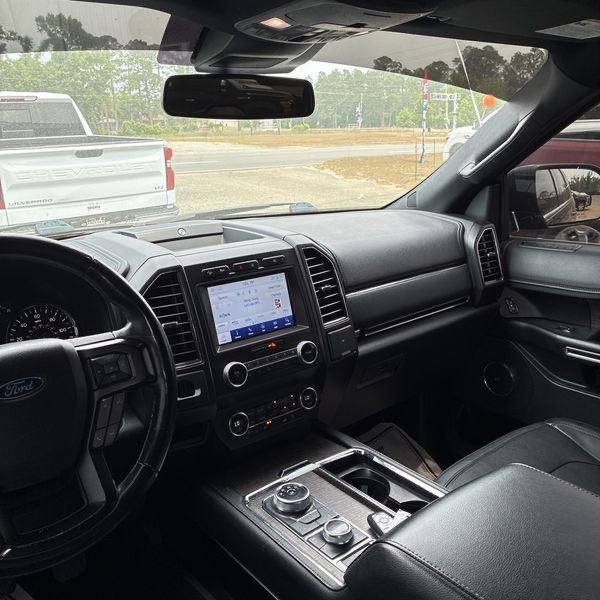 Used 2020 Ford Expedition Limited AWD/4WD image 7