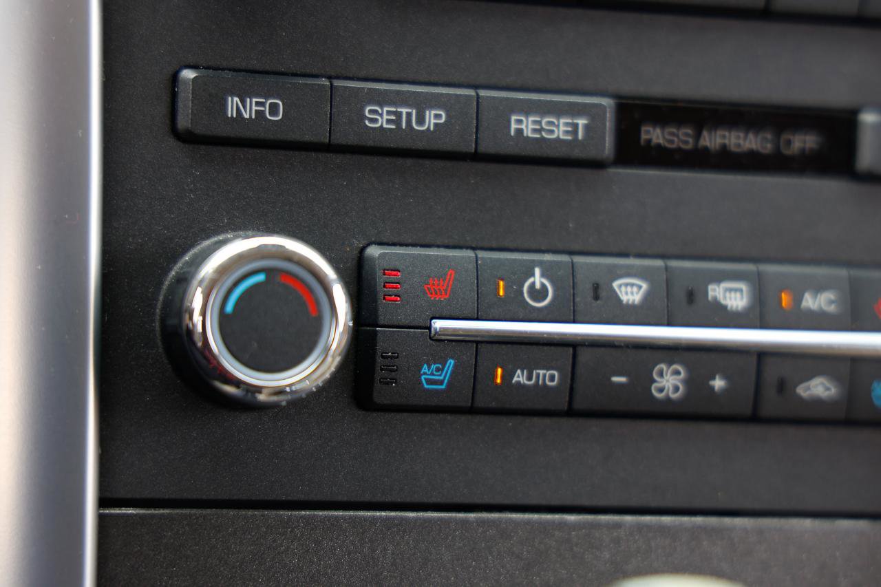 Used 2011 Lincoln MKS AWD w/ 102A Rapid Spec Order Code image 32