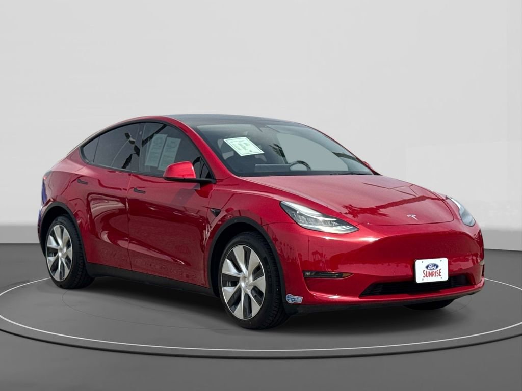 Used 2021 Tesla Model Y Long Range image 3