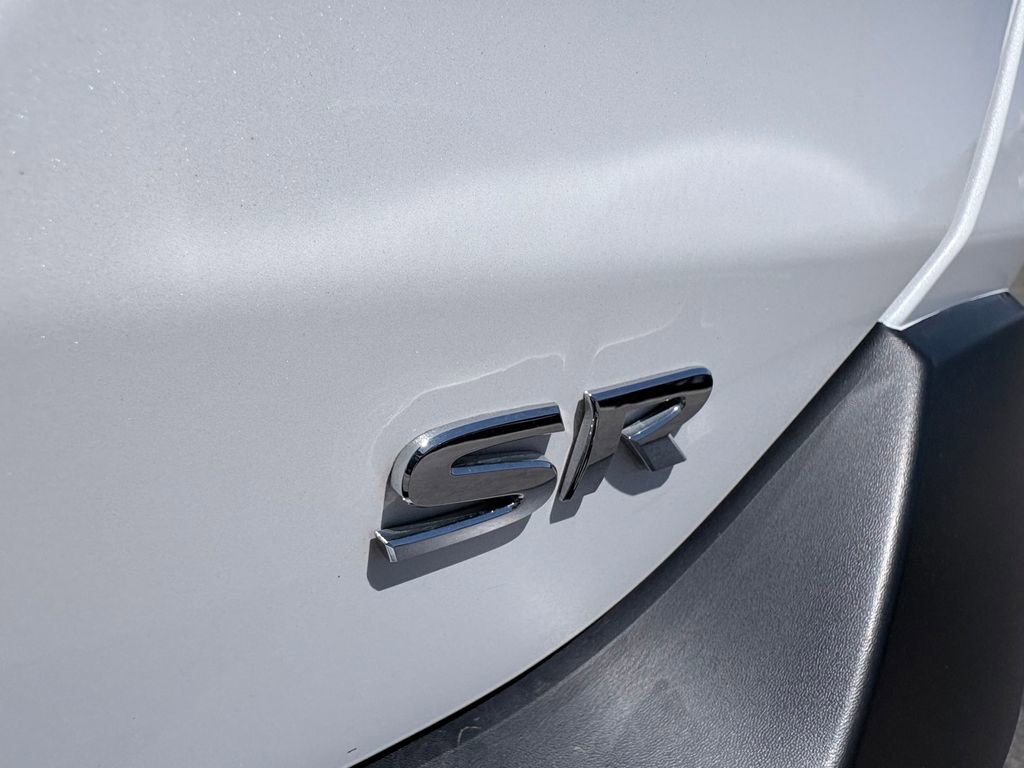 Used 2018 Nissan Kicks SR w/ Premium Package FWD image 20