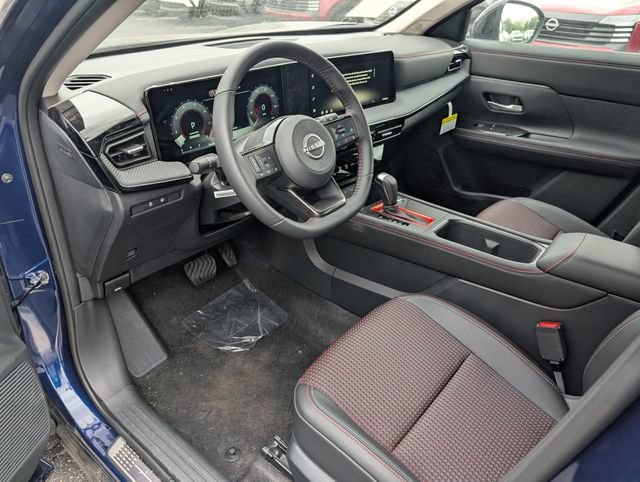 New 2026 Nissan Kicks SR w/ SR Premium Package AWD/4WD image 13